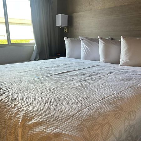 Red Roof Inn Bourbonnais מראה חיצוני תמונה