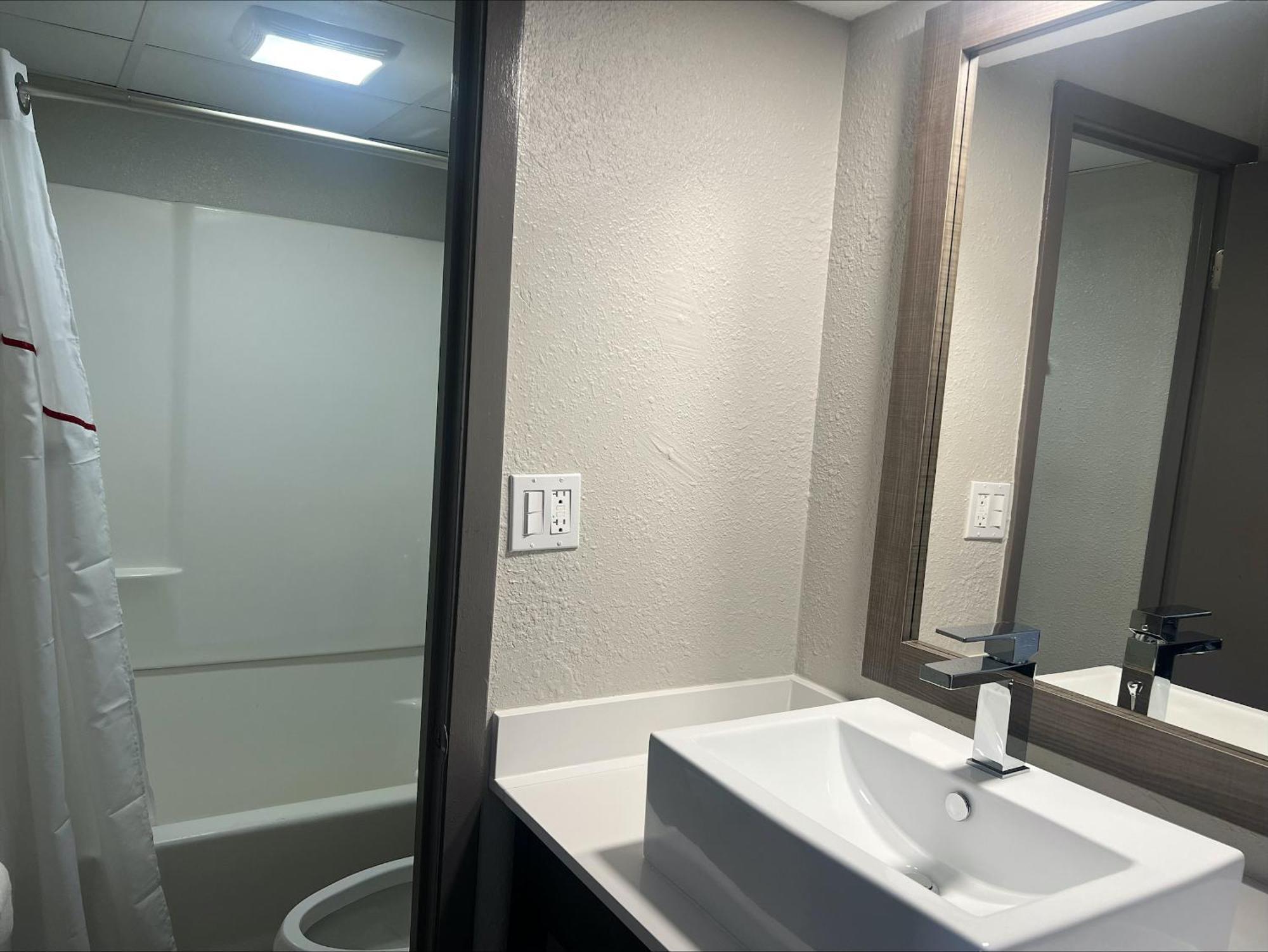 Red Roof Inn Bourbonnais מראה חיצוני תמונה